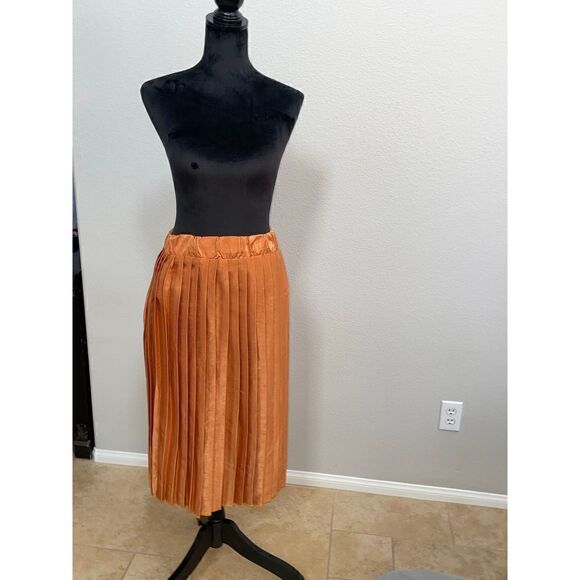 Boohoo Pleated Midi Skirt, SZ 6 - Picture 3 of 7